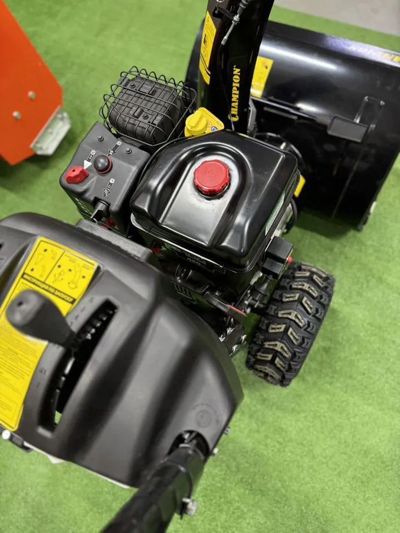 купить Снегоуборщик ЧЕМПИОН ST1170BS в Москве - фото 