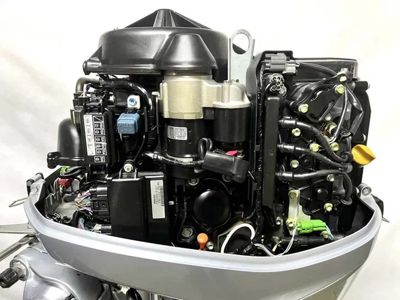 купить 4х-тактный лодочный мотор HONDA BF40 SRTU Б/У в Москве - фото 