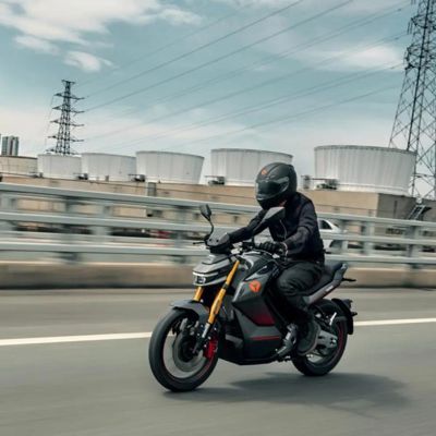 купить Электромотоцикл YADEA K2 / Keeness в Москве - фото 